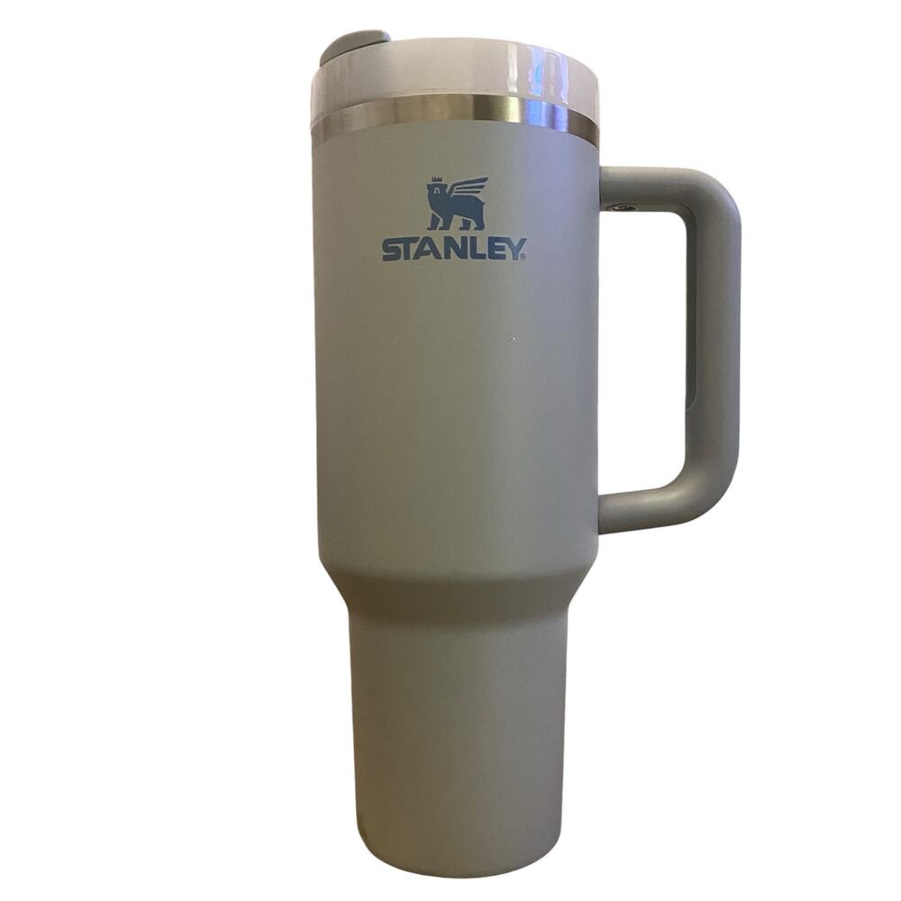 Stanley 40 Oz Adventure Quencher Tumbler W/Handle NO Straw (Gray Blue)